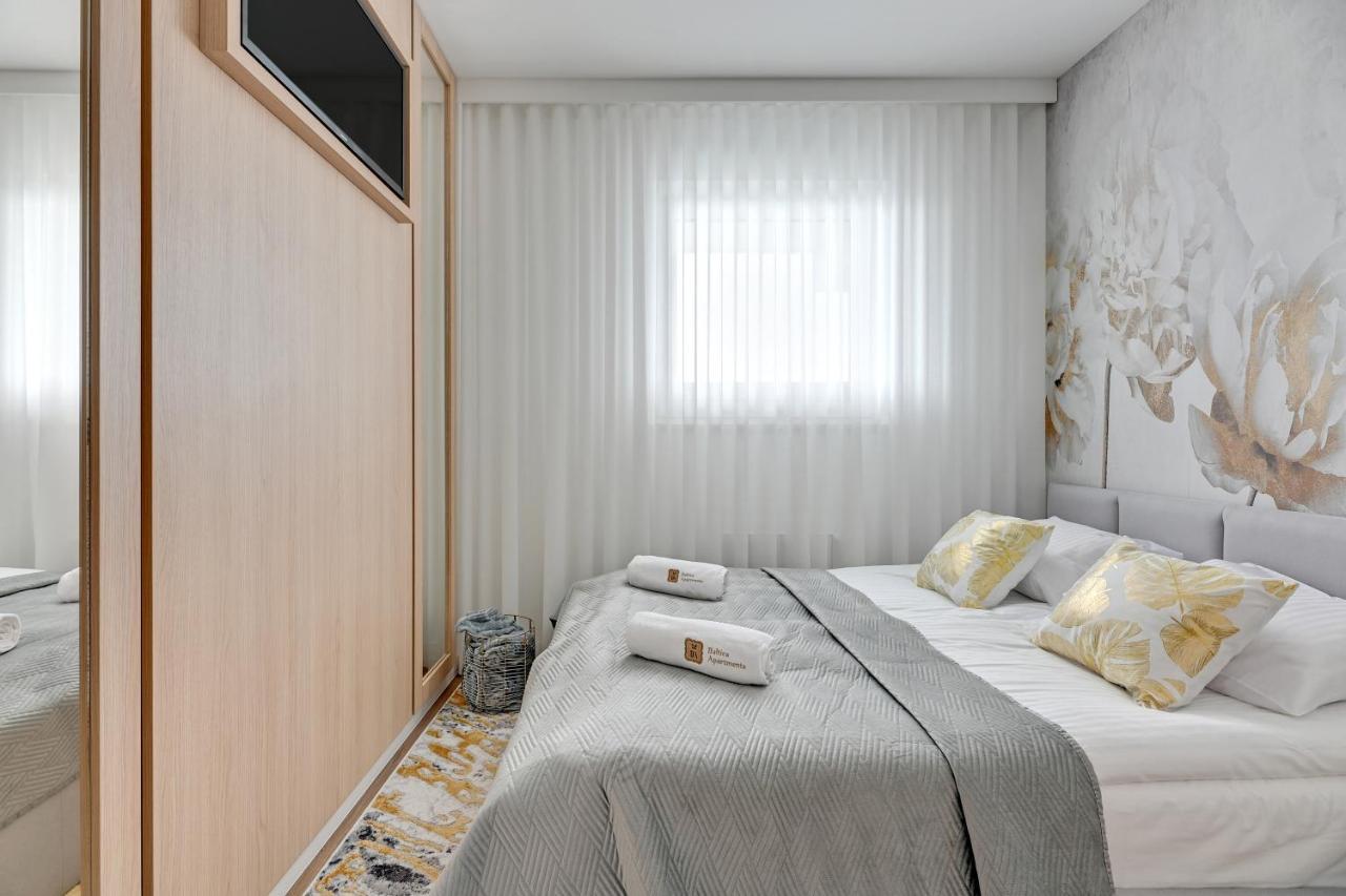 Diamond Suites - Sea View Гданск Екстериор снимка